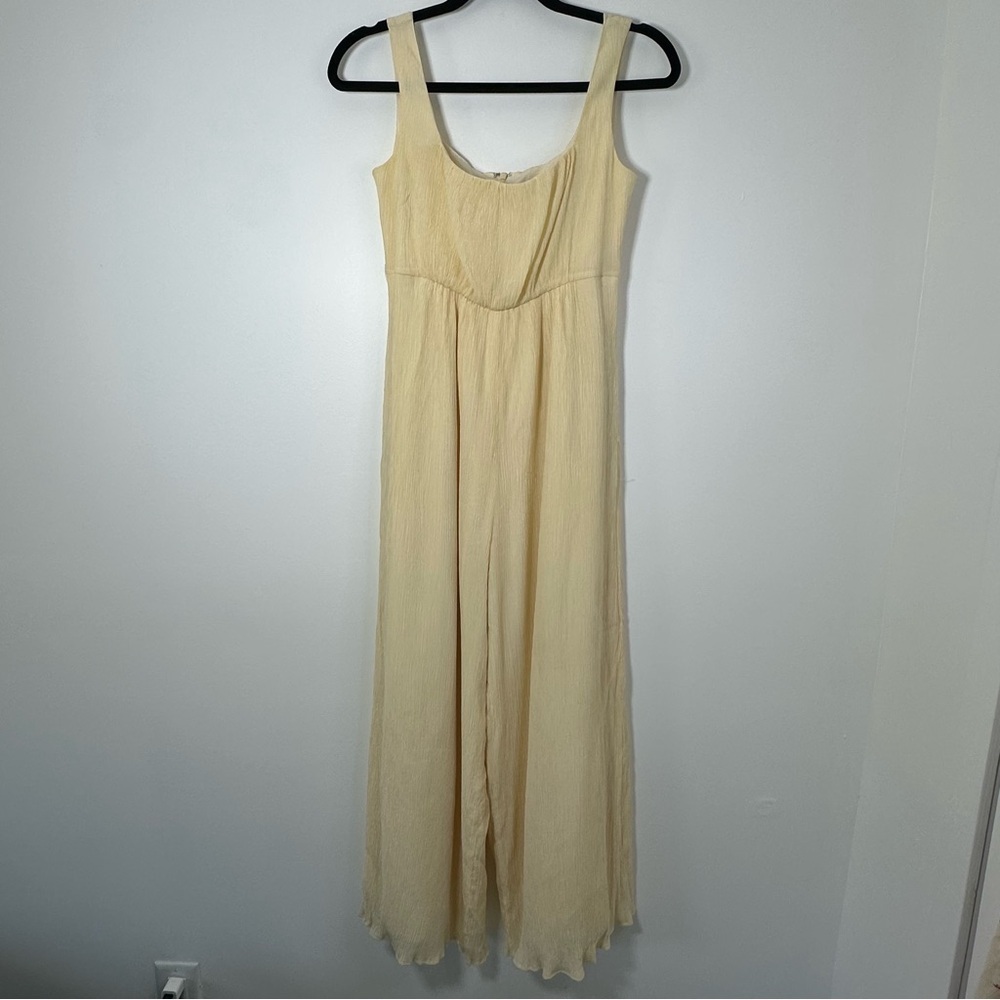 Love, Bonito Women’s Yellow Crinkle Flowy Jumpsuit Size 6